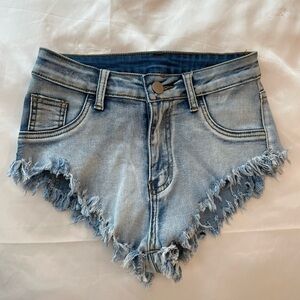 Blue washed short shorts